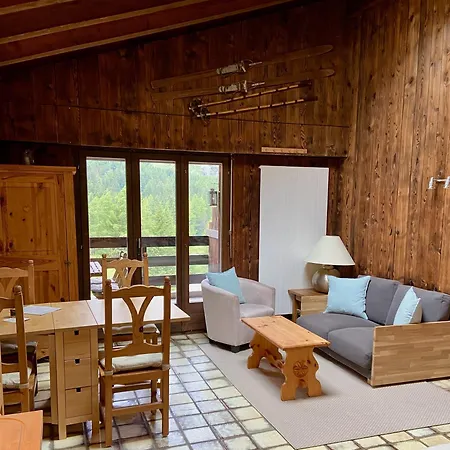 Apartamento Joli Pour 4 Personnes A La Fouly